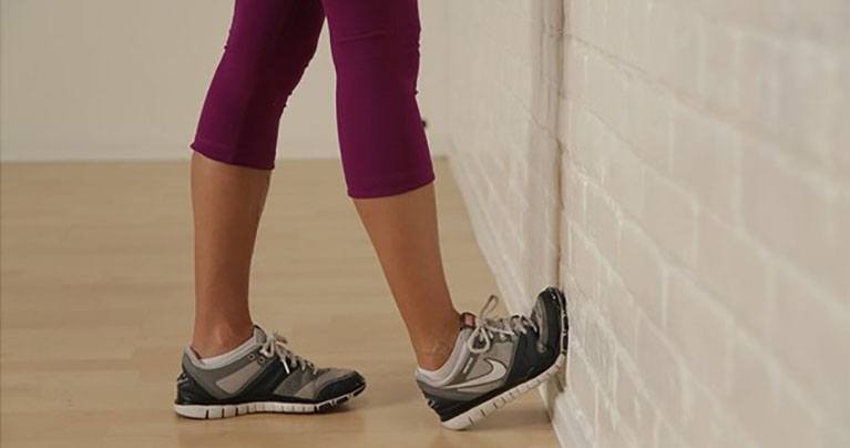 You are currently viewing 4 Moves to Relieve Knee Pain