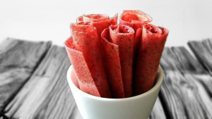 Read more about the article Homemade Fruit Roll Ups with Just 2 Ingredients
