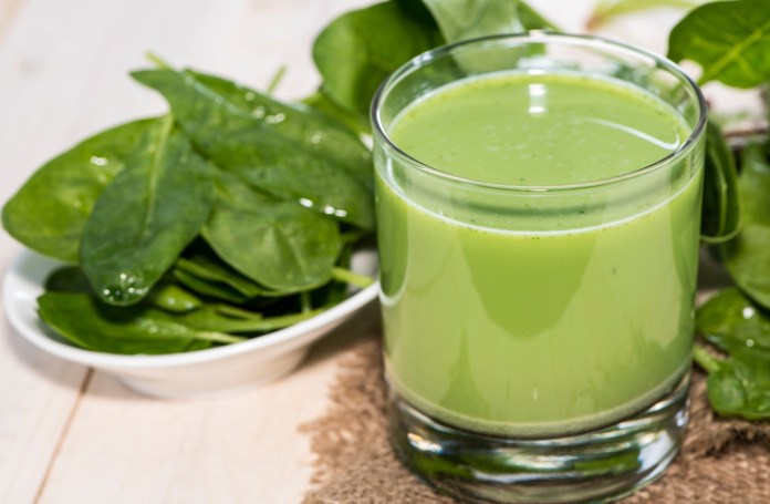 You are currently viewing Fight Bad Breath Naturally With This Green Drink