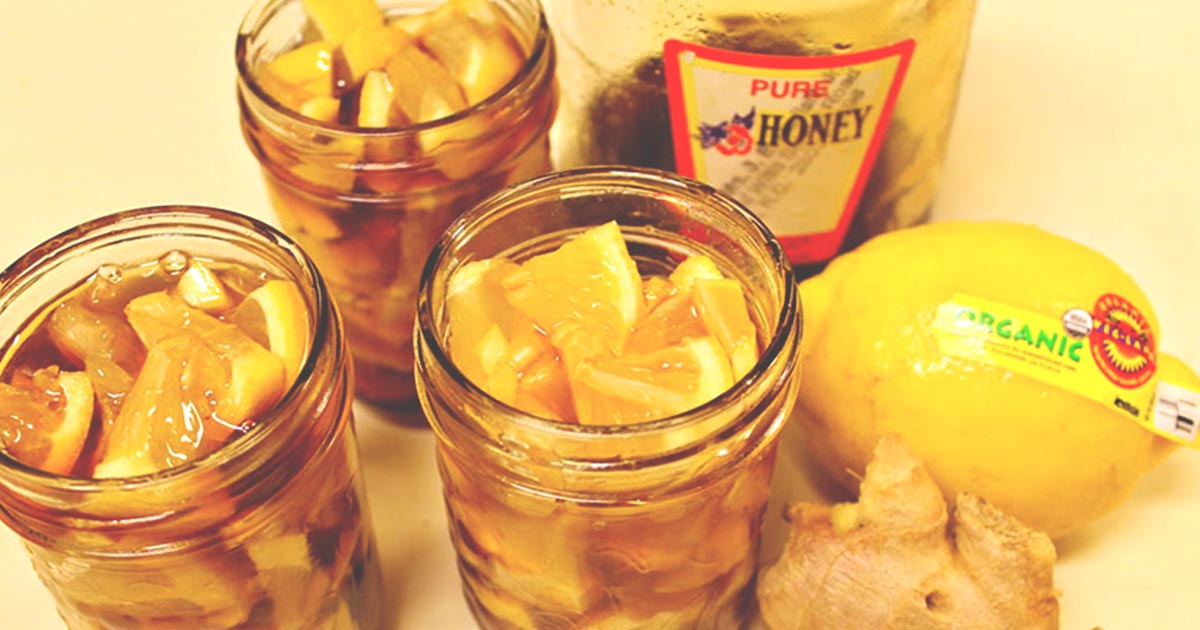 You are currently viewing How to Make Honey Ginger Lemonade for Colds and Sore Throats