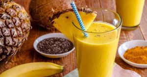 Read more about the article This Rich Pineapple Smoothie With Turmeric Powerfully Relieves Inflammation!