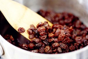 Read more about the article Cleaning The Liver With Raisins: Traditional Russian Medicine’s Recipe