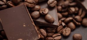 Read more about the article Coffee and Chocolate Make You Smarter, According To The Latest Neuroscience