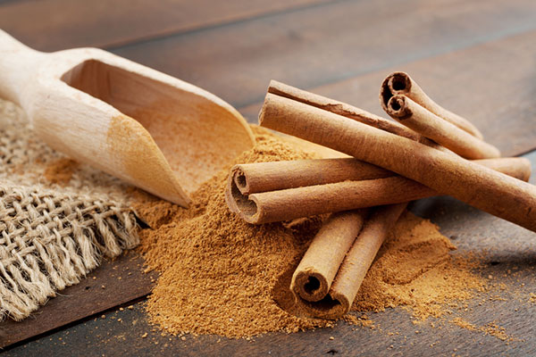 You are currently viewing 3 Powerful Ways Cinnamon Helps Weight Loss and Controls Blood Sugar Levels