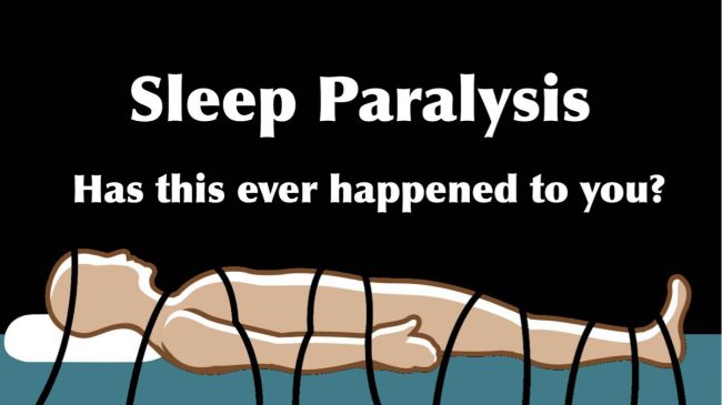 You are currently viewing This is What Sleep Paralysis Does To Your Body (And Why It Happens)