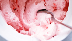 Read more about the article Healthy Ice Cream From Three Ingredients, Prepared in 5 Minutes